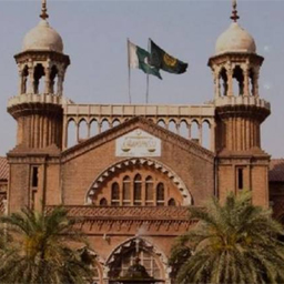 نابینا ٹیچر نے پنجاب حکومت کے خلاف کیس جیت لیا